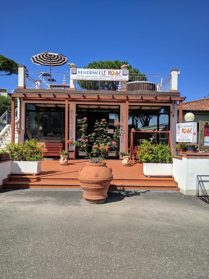 Residence Le Rose Marina Di Bibbona Exteriör bild